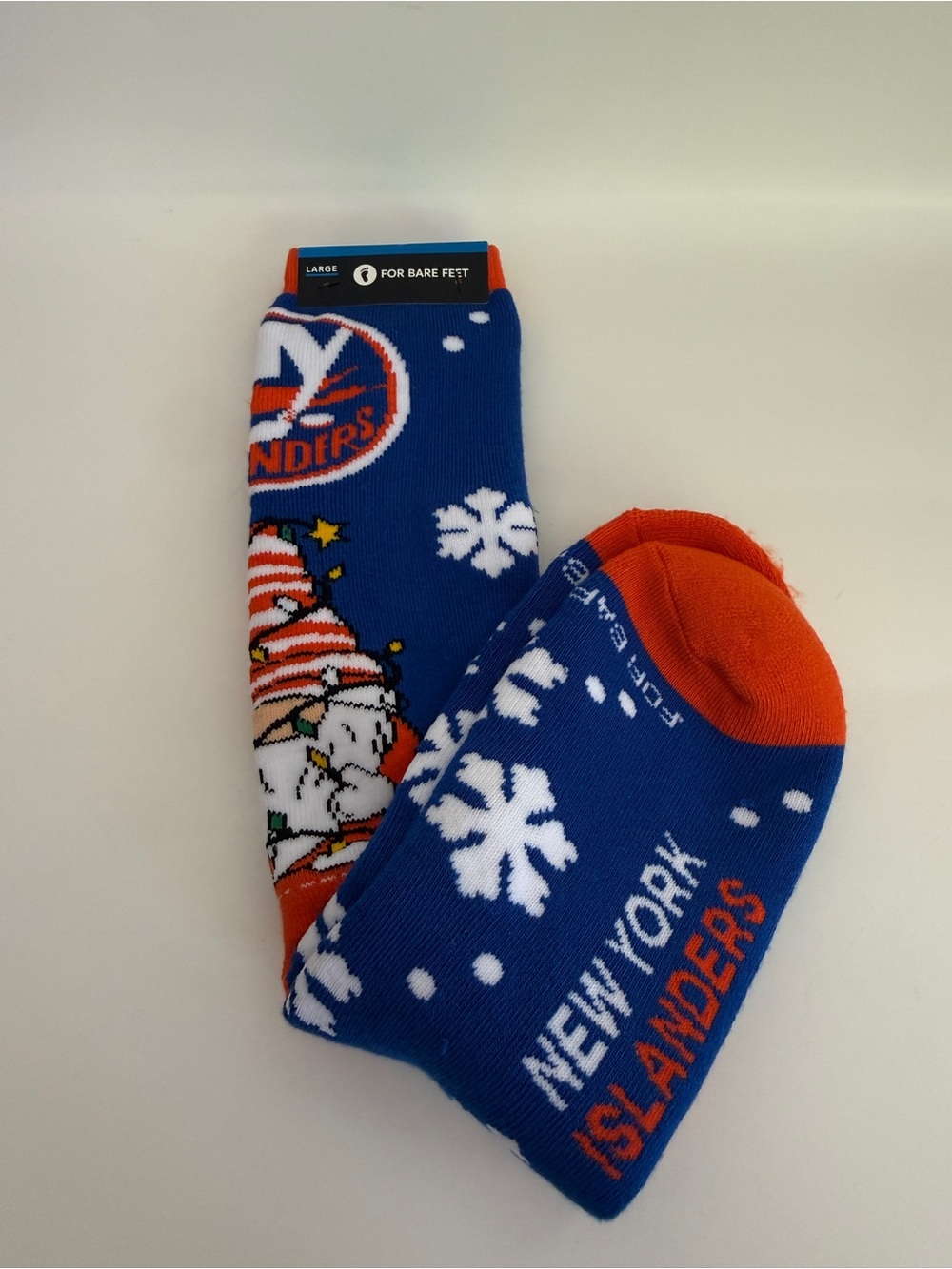 New York Islanders NHL For Bare Feet Sweater Gnome Holiday Socks L Blue NWT Gift
